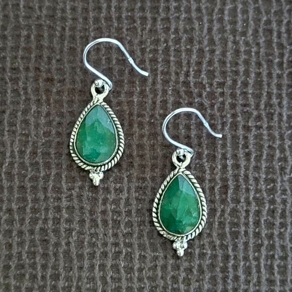 Shivam Jewelry - ✨️HP✨️ Shivam Beryl Emerald💚 Teardrop💧Earrings